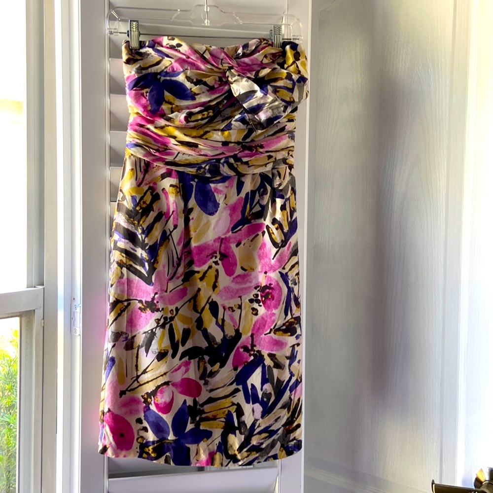 Banana Republic strapless dress .good condition